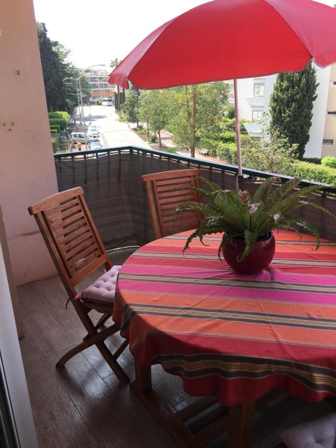Cassis Village Options Parking And Baby Экстерьер фото